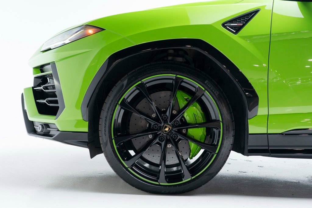 Used 2021 Lamborghini Urus AWD/4WD image 47
