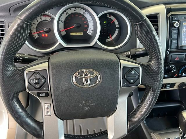 Used 2015 Toyota Tacoma PreRunner w/ SR5 Package RWD image 12