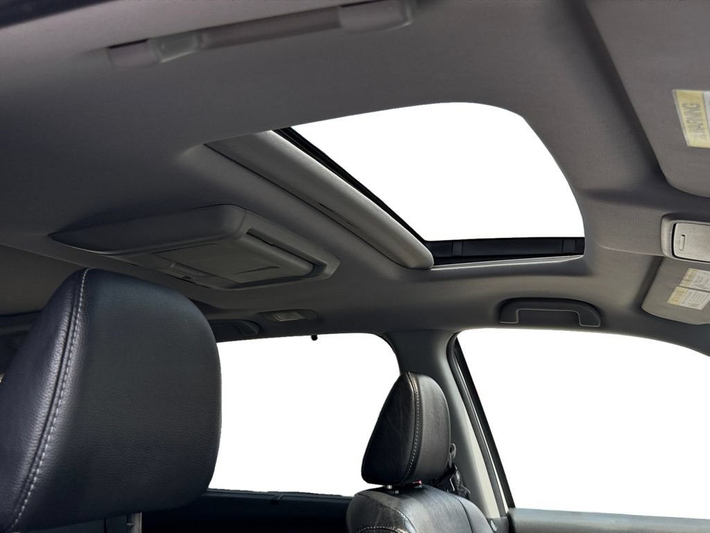 Used 2016 Honda Pilot Elite image 8