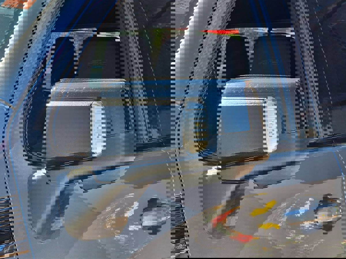 Used 2021 GMC Sierra 1500 AT4 w/ AT4 Value Package image 9