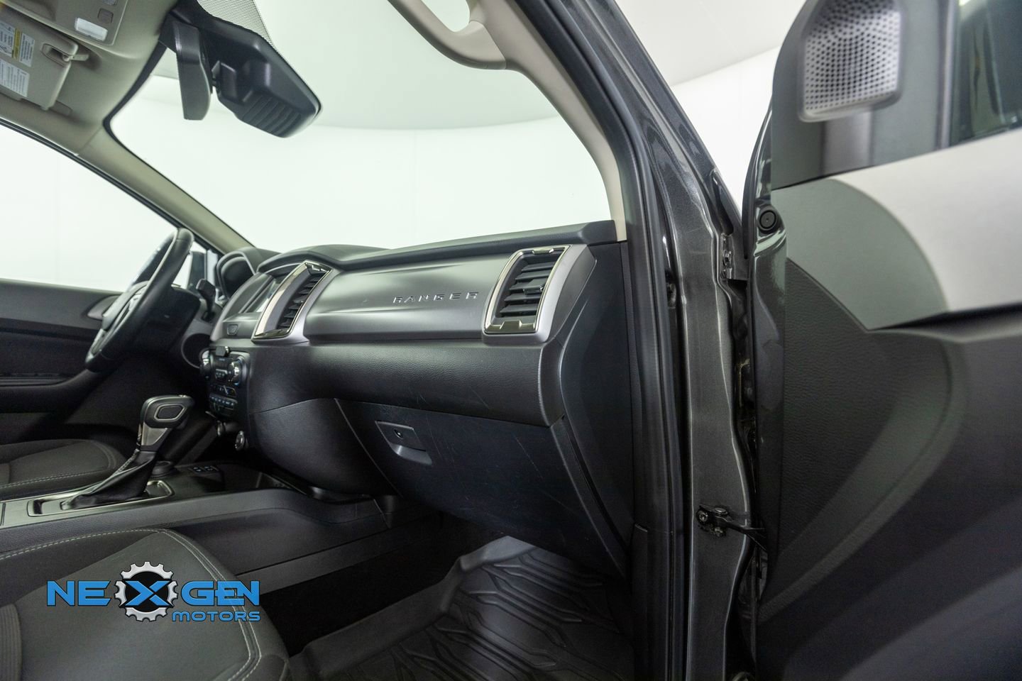 Used 2020 Ford Ranger XLT w/ Equipment Group 301A Mid image 38