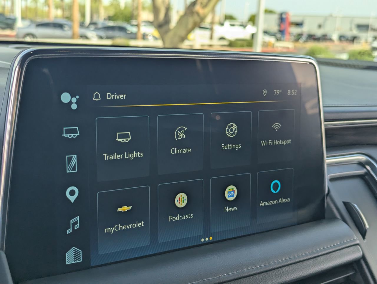 Used 2022 Chevrolet Tahoe LT w/ Luxury Package AWD/4WD image 23