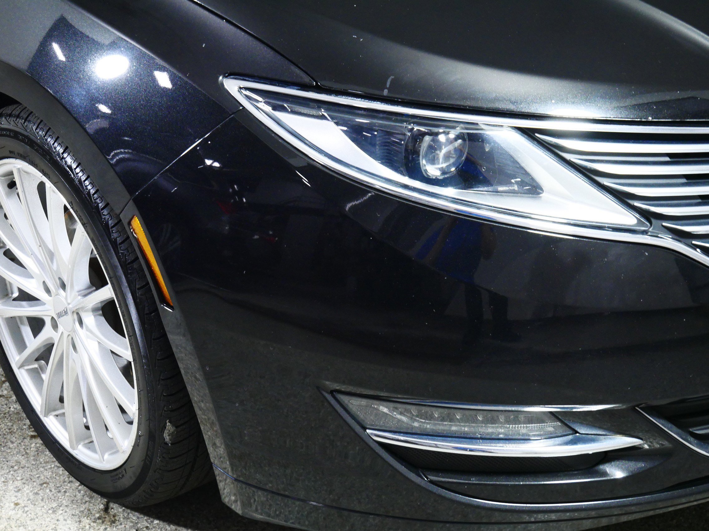 Used 2015 Lincoln MKZ w/ Equipment Group 101A Select image 16