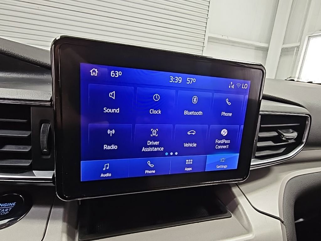 Used 2022 Ford Explorer XLT w/ Equipment Group 202A image 16