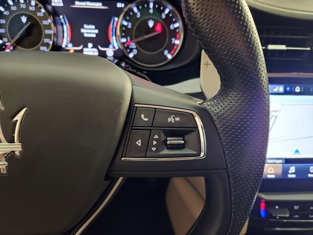 Used 2022 Maserati Quattroporte Modena RWD image 27