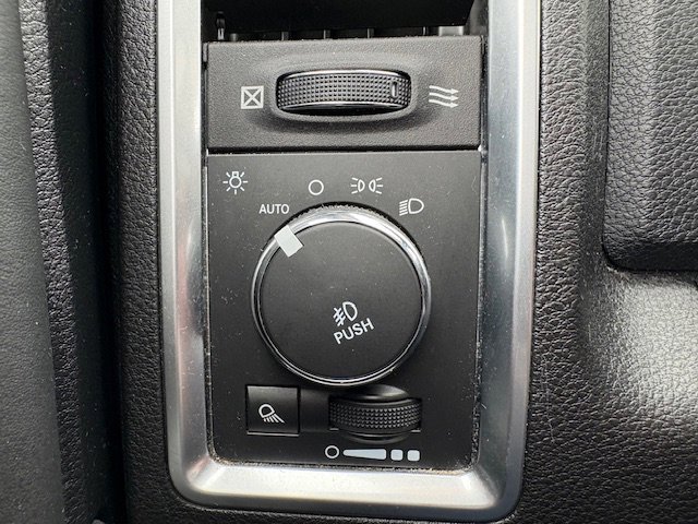 Used 2014 RAM 1500 Limited image 22