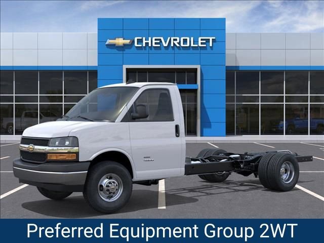 New 2026 Chevrolet Express 4500 4500 Series w/ Power Convenience Package image 2
