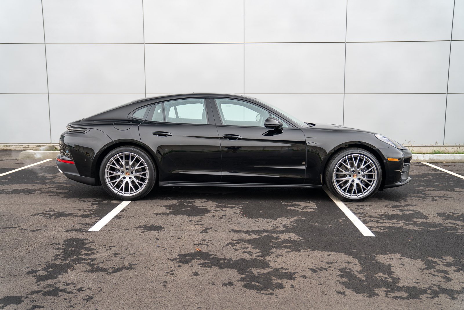 Certified 2026 Porsche Panamera 4 AWD/4WD image 8
