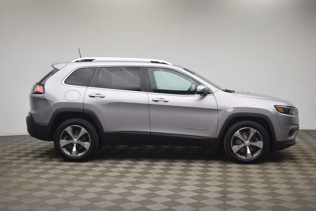 Used 2019 Jeep Cherokee Limited image 15