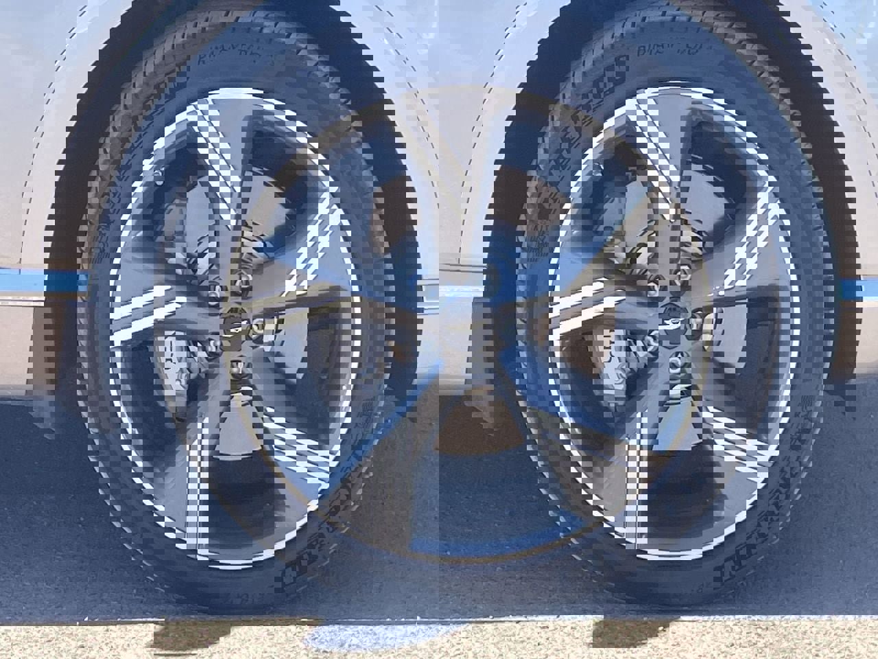 Used 2025 Genesis GV80 3.5T Prestige image 9