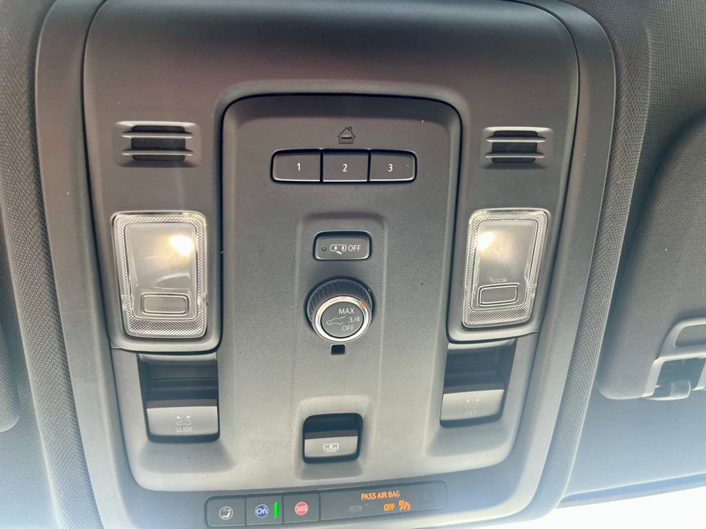 Certified 2023 GMC Yukon XL SLT image 21