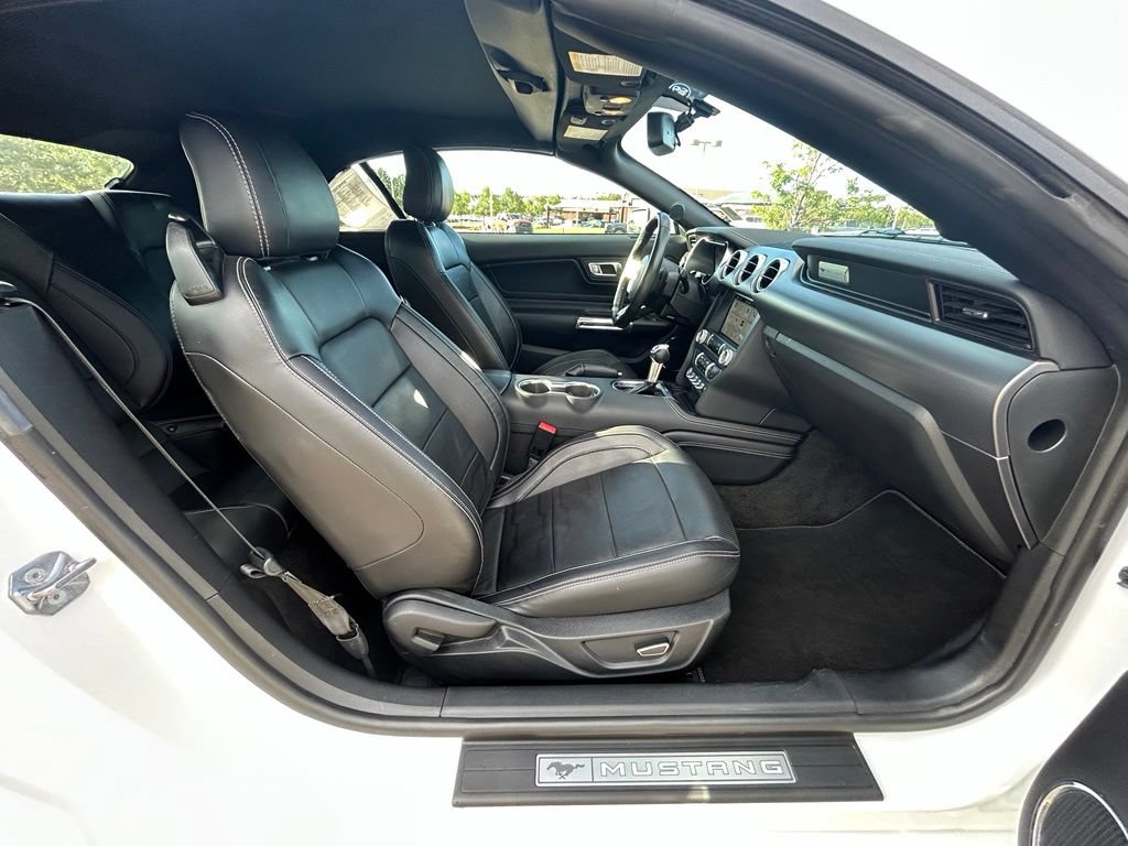Used 2019 Ford Mustang GT Premium w/ Equipment Group 401A RWD image 30