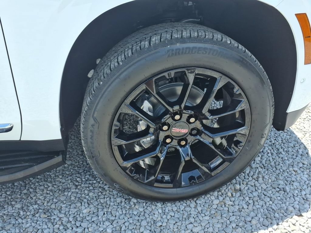 New 2026 GMC Yukon XL Elevation AWD/4WD image 9