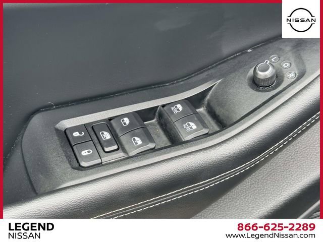 Used 2024 Jeep Grand Cherokee L Limited w/ Luxury Tech Group II image 15