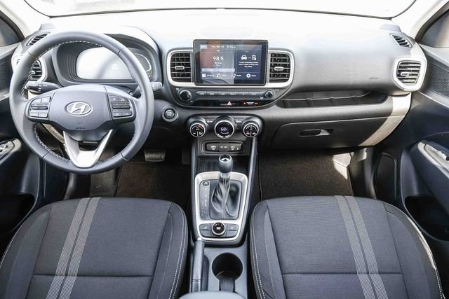 New 2026 Hyundai Venue SEL image 12