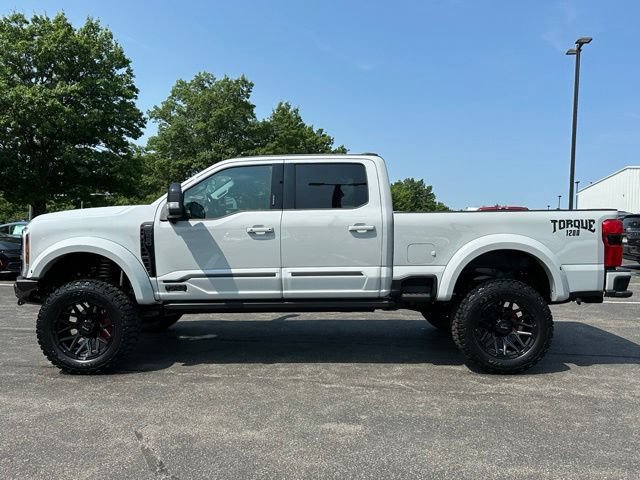New 2026 Ford F250 Lariat w/ Black Appearance Package AWD/4WD image 2