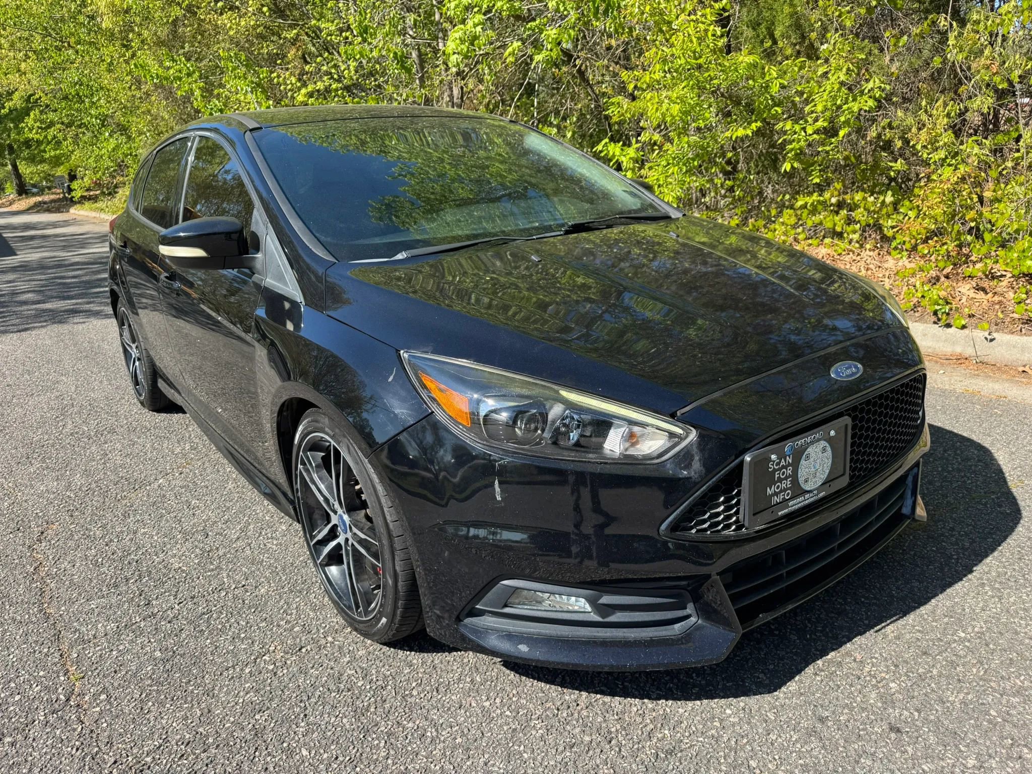 Used 2018 Ford Focus ST w/ Equipment Group 402A image 4