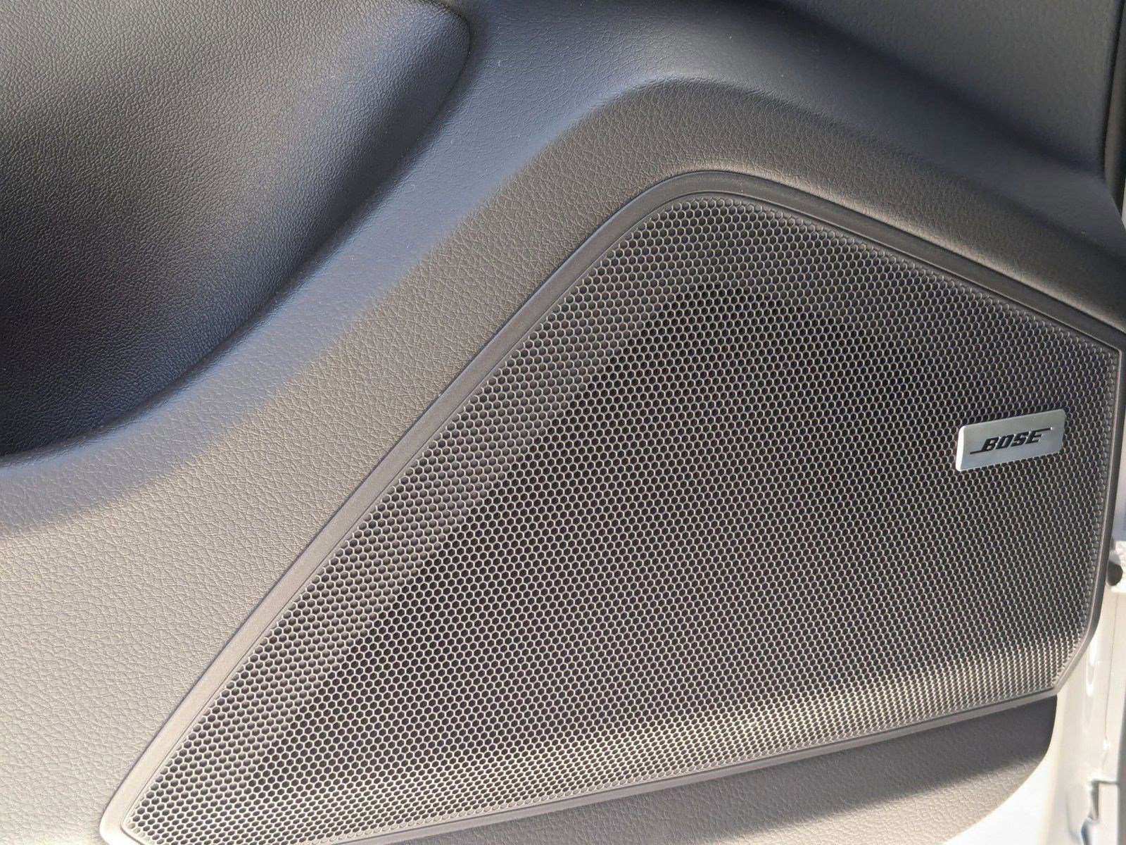 Certified 2025 Porsche Cayenne image 15