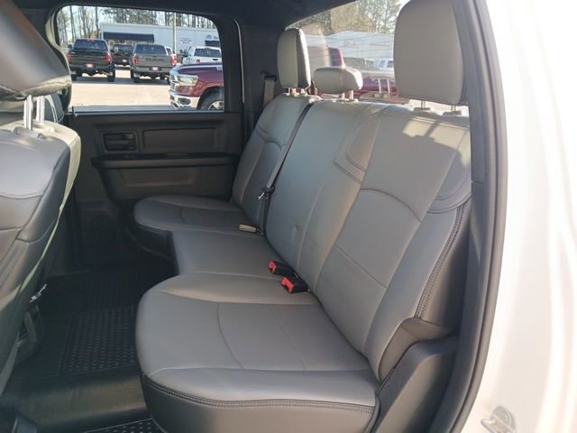 Used 2024 RAM 2500 Tradesman w/ Chrome Appearance Group AWD/4WD image 16