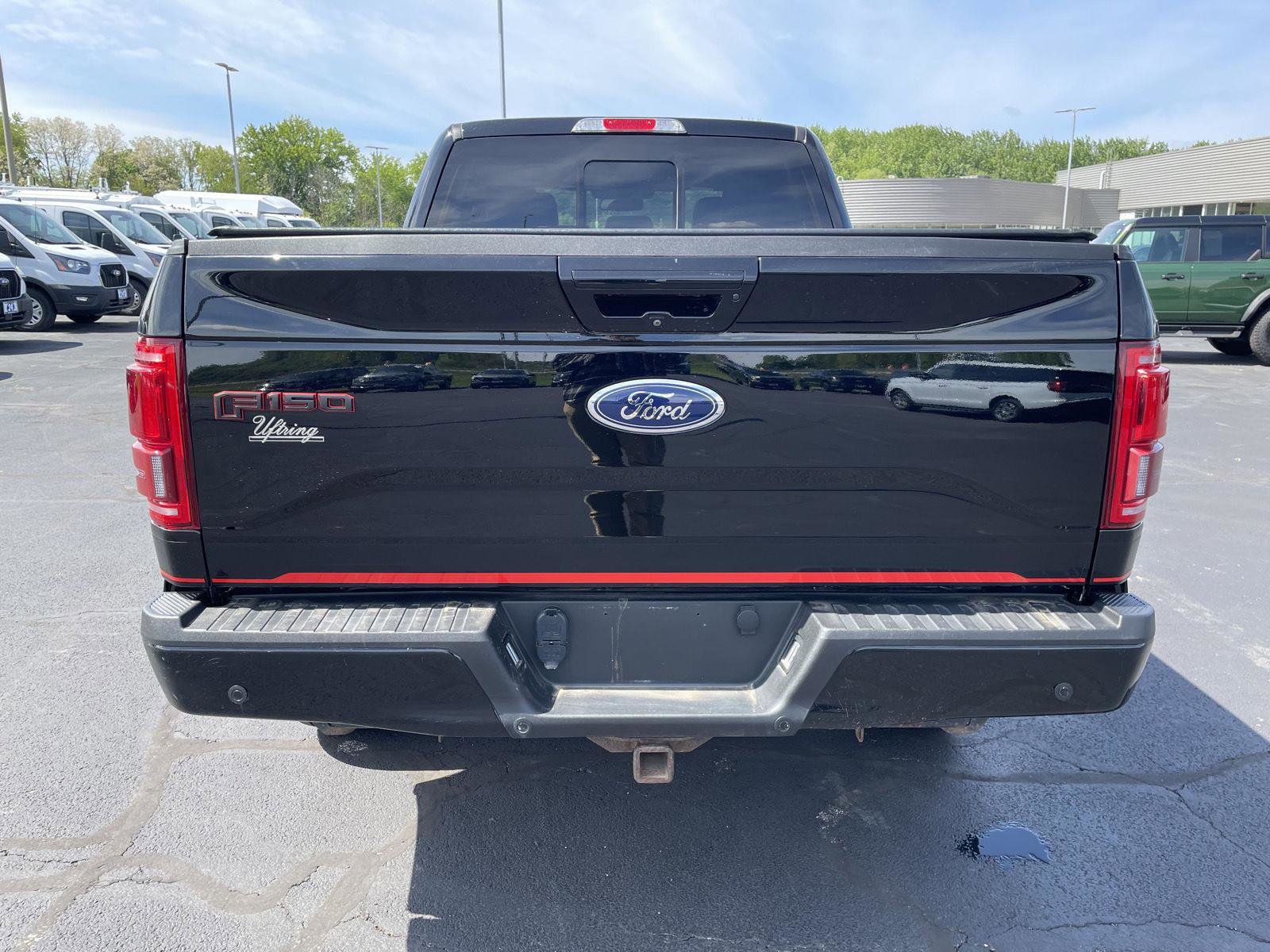 Used 2016 Ford F150 Lariat w/ Equipment Group 502A Luxury AWD/4WD image 4