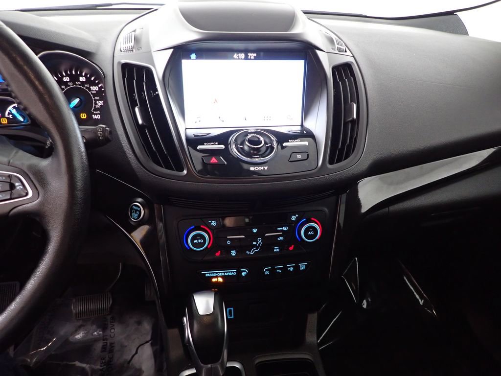Used 2019 Ford Escape Titanium AWD/4WD image 34