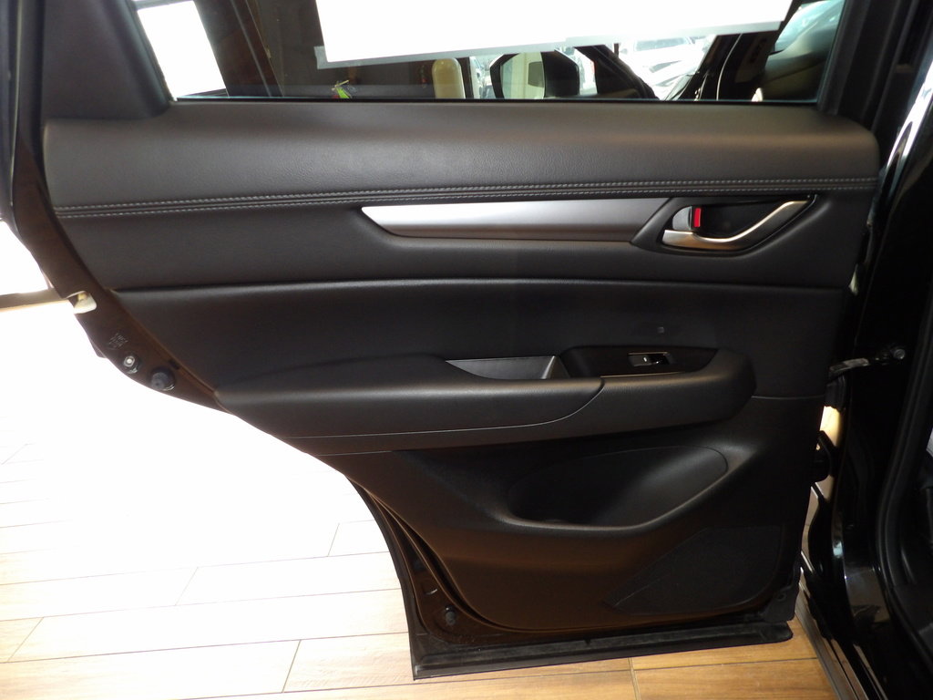 Used 2019 MAZDA CX-5 Touring image 21