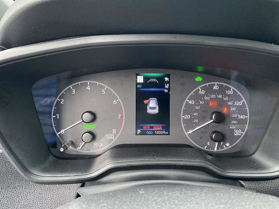 Certified 2025 Toyota Corolla Cross AWD Hybrid image 14