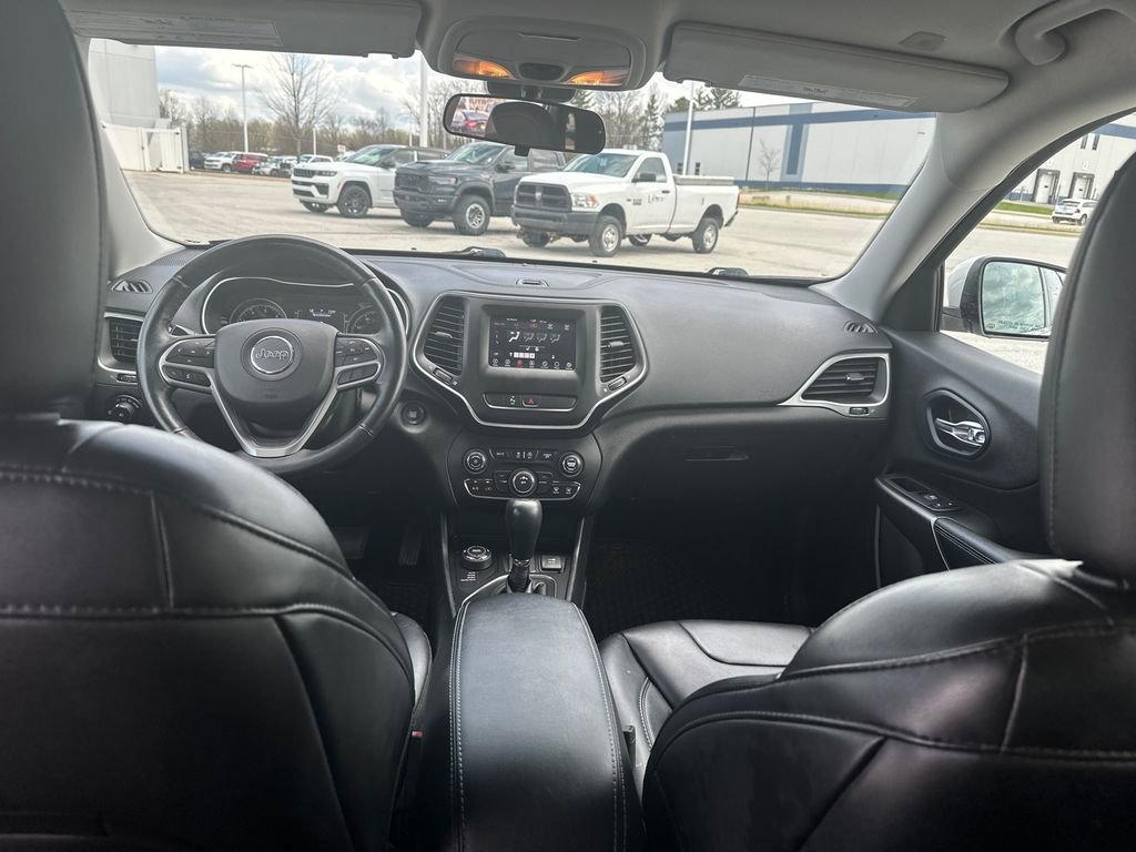 Used 2019 Jeep Cherokee Latitude Plus w/ Cold Weather Group image 21