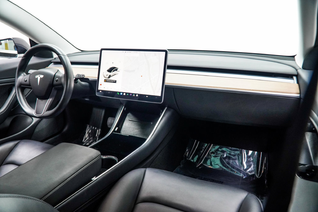Used 2019 Tesla Model 3 Mid Range RWD image 20