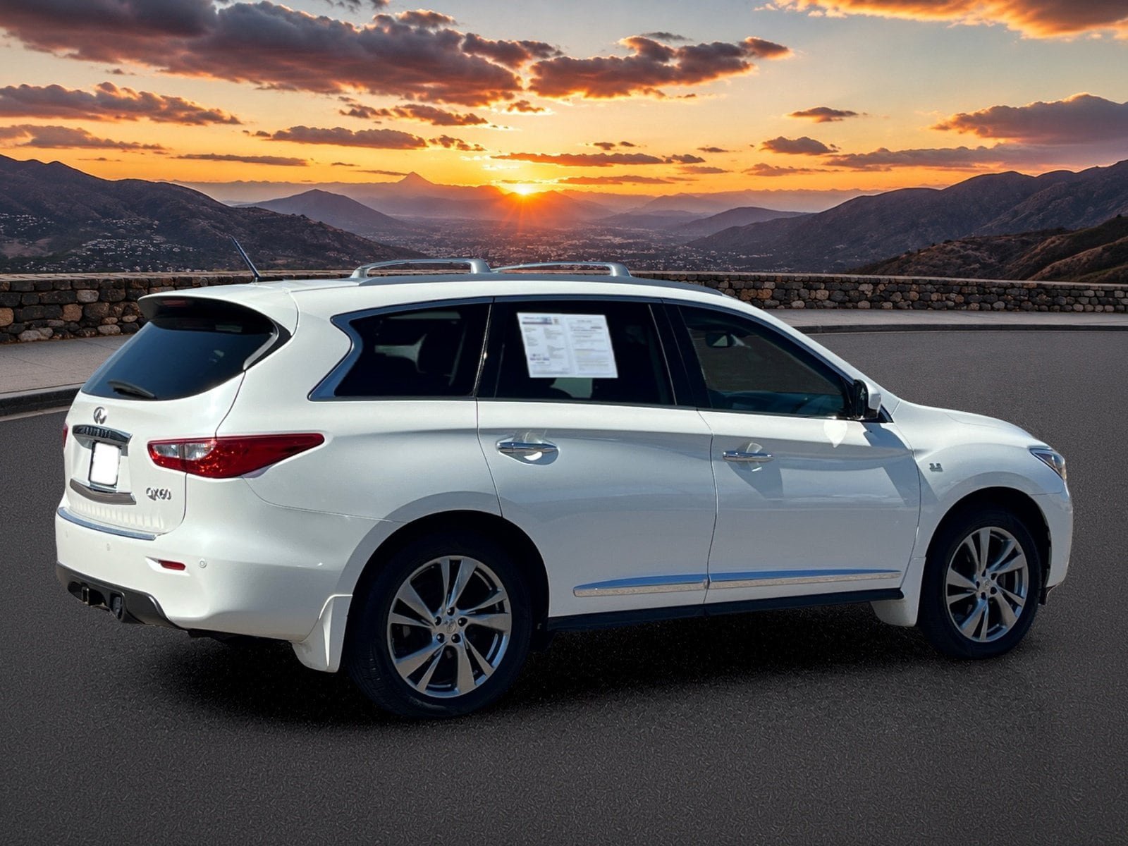 Used 2015 INFINITI QX60 Luxe w/ Deluxe Touring Package AWD/4WD image 5