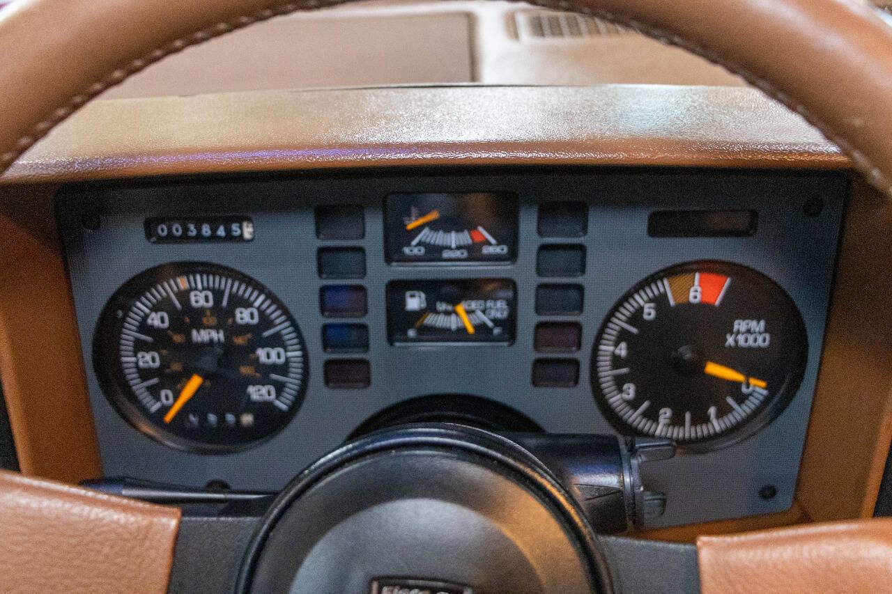 Used 1988 Pontiac Fiero GT image 12
