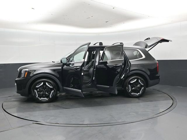 Used 2025 Kia Telluride S AWD/4WD image 51