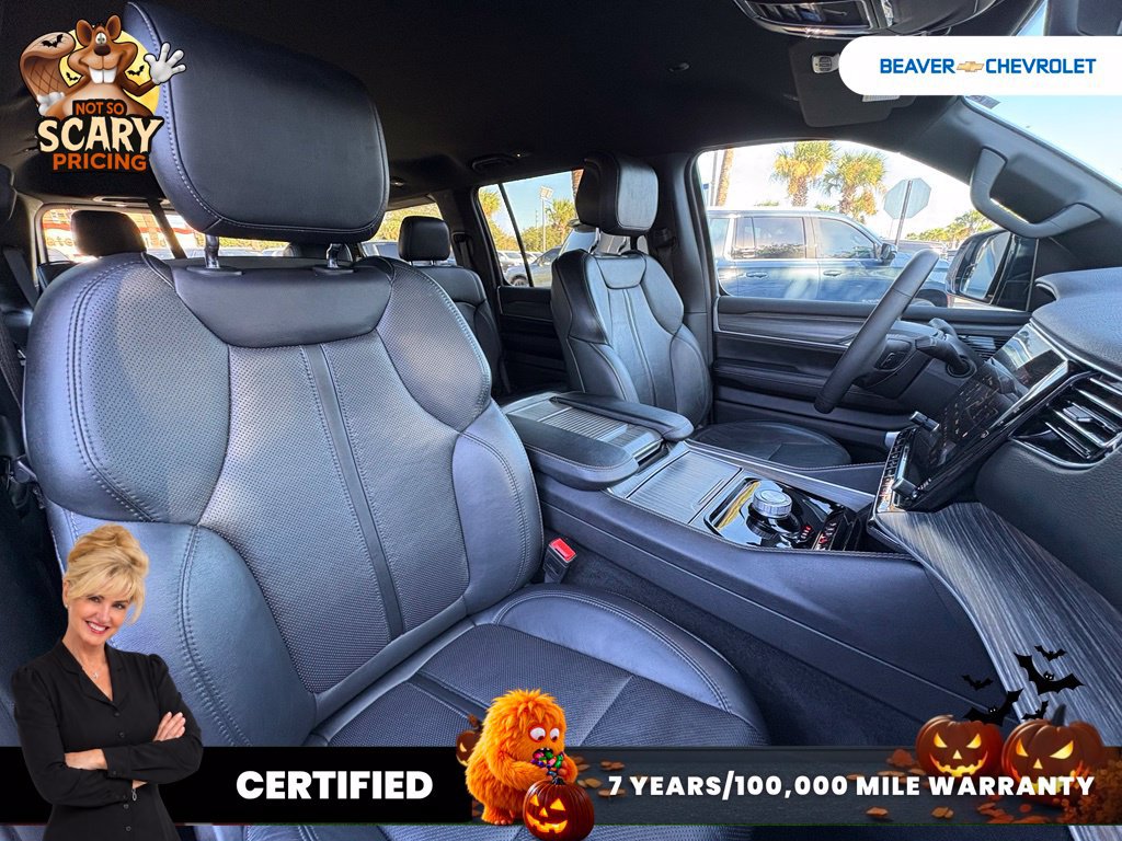 Used 2024 Jeep Wagoneer Series II w/ Flexible Seating Group RWD image 32