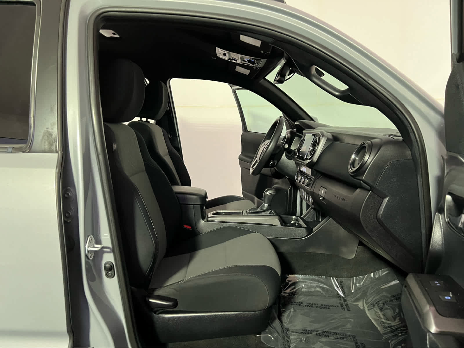 Used 2021 Toyota Tacoma TRD Off-Road w/ Technology Package image 24