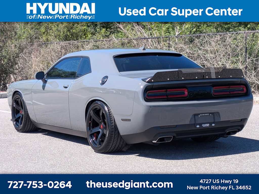 Used 2023 Dodge Challenger R/T w/ Plus Package RWD image 3