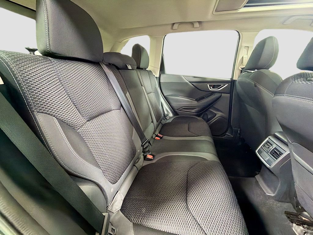 Used 2020 Subaru Forester Premium image 28