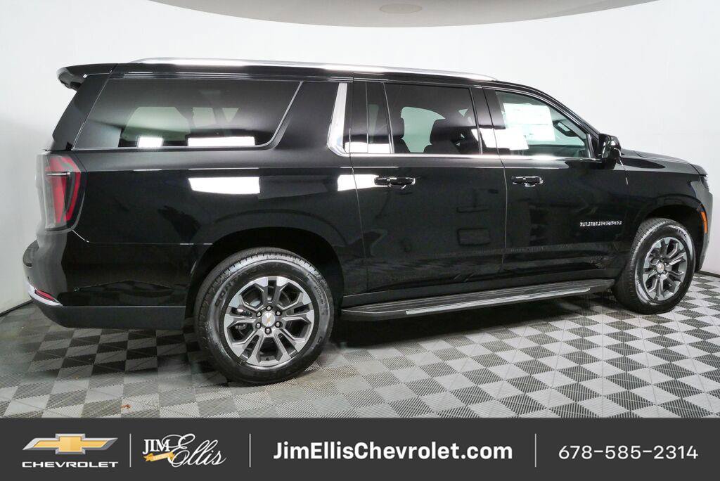 New 2026 Chevrolet Suburban LS RWD image 2