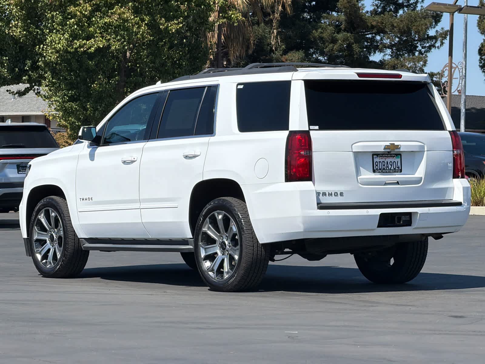 Used 2018 Chevrolet Tahoe LS w/ All-Season Package RWD image 7