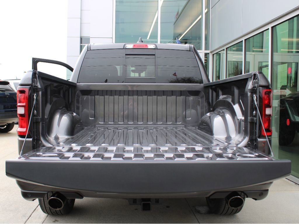 New 2026 RAM 1500 Laramie w/ Night Edition image 38