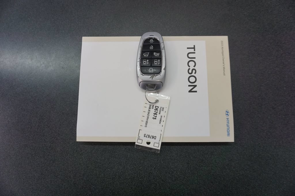 Used 2023 Hyundai Tucson Limited FWD image 17
