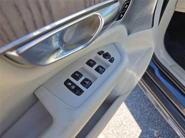 Used 2022 Volvo XC90 T6 Inscription w/ Advanced Package AWD/4WD image 19
