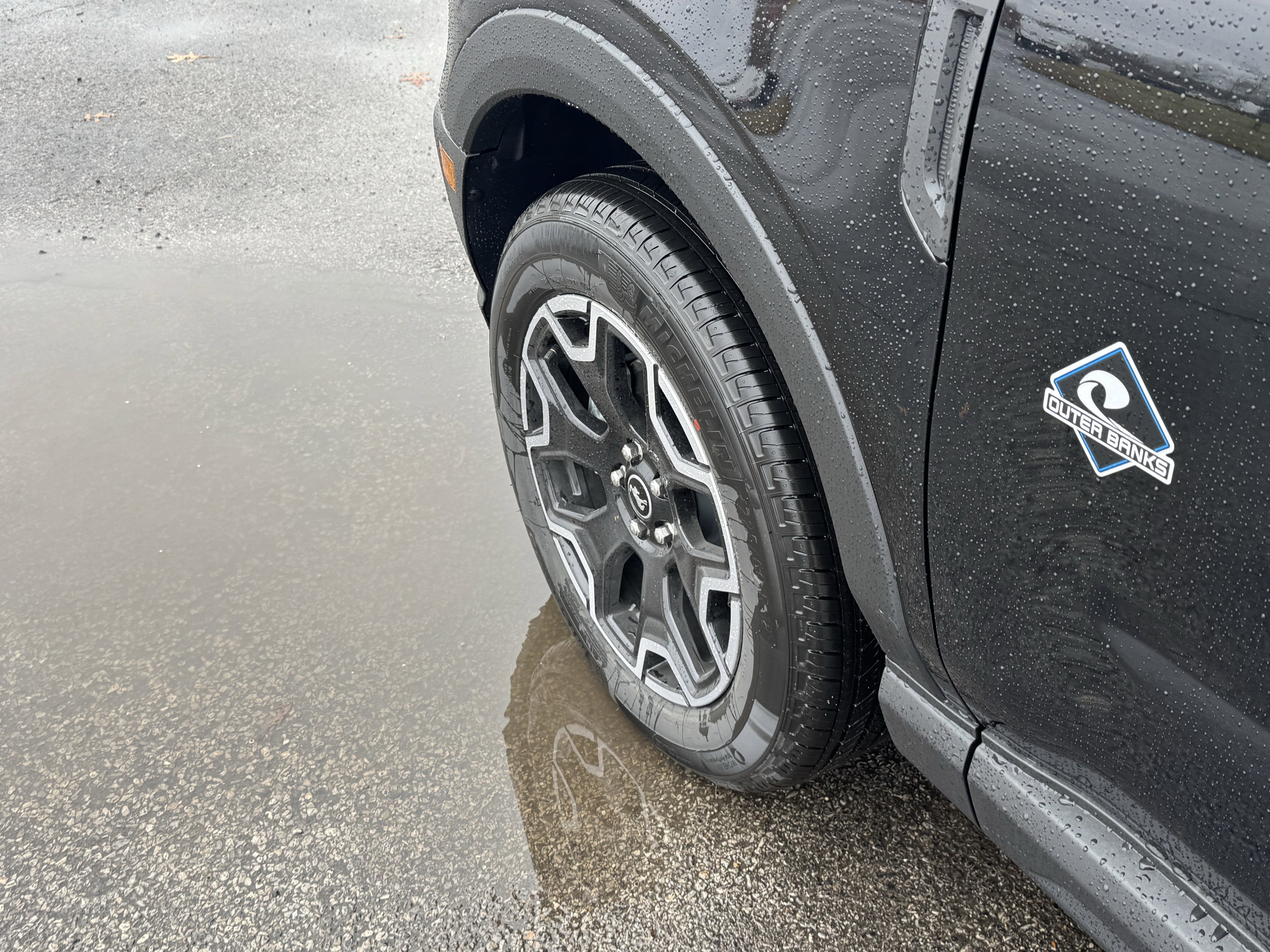 New 2025 Ford Bronco Sport Outer Banks image 8