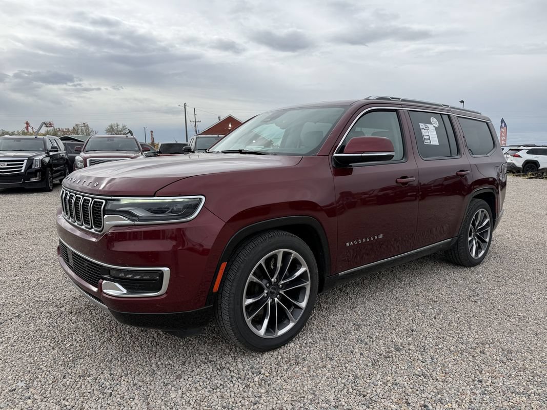 Used 2022 Jeep Wagoneer Series III w/ Premium Group I AWD/4WD image 4