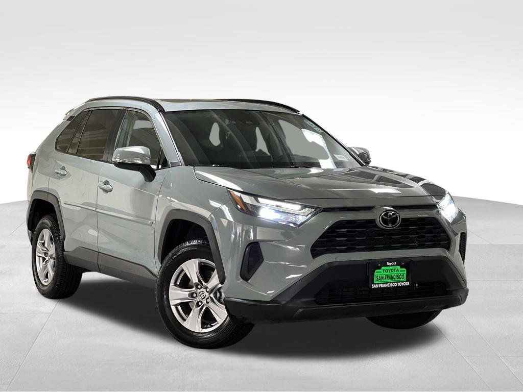 Certified 2022 Toyota RAV4 XLE w/ Convenience Package FWD image 7