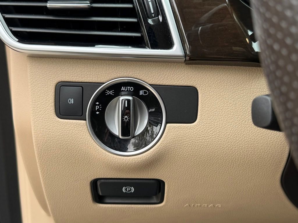 Used 2017 Mercedes-Benz GLE 350 4MATIC image 29