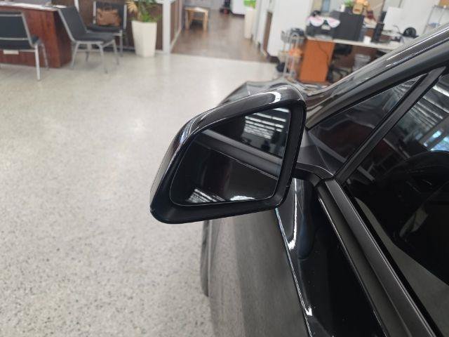 Used 2021 Tesla Model Y Long Range AWD/4WD image 34