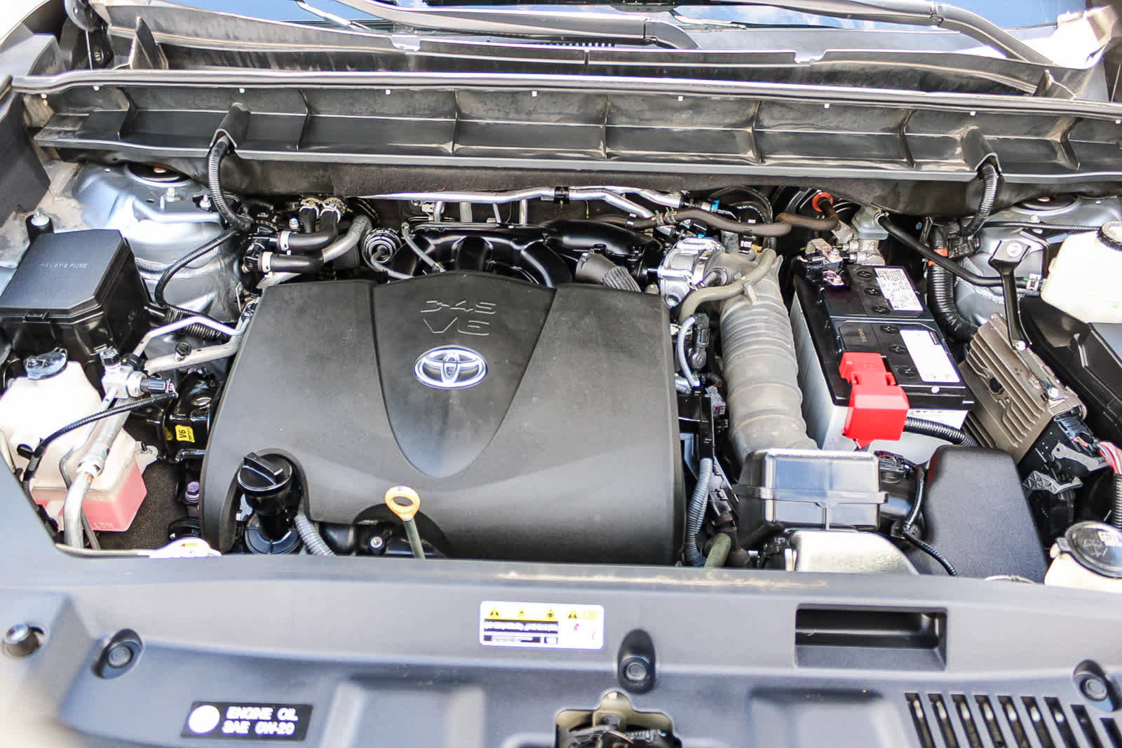 Used 2021 Toyota Highlander LE image 26