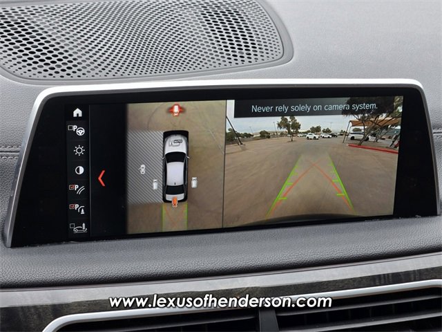 Used 2019 BMW 750i image 24