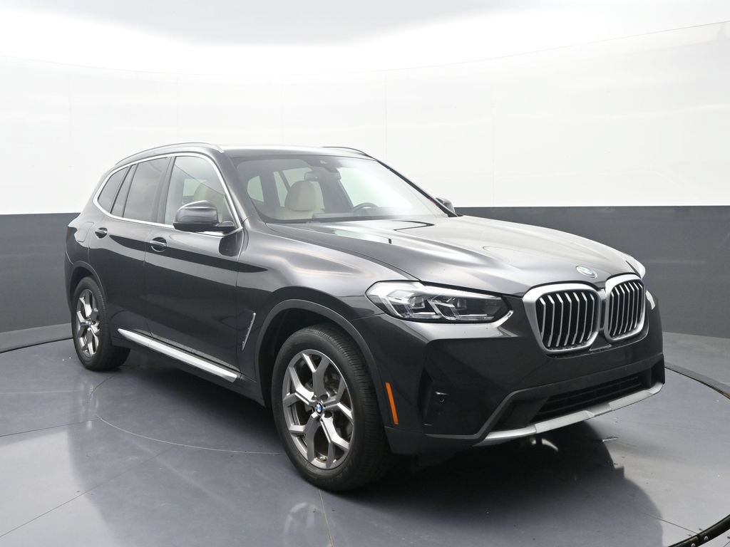 Used 2023 BMW X3 xDrive30i w/ Convenience Package AWD/4WD image 3