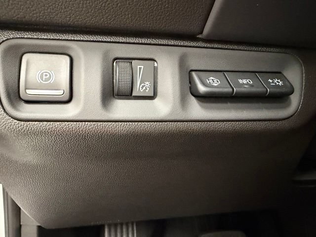 Certified 2023 GMC Acadia Denali w/ Denali Technology Package FWD image 17